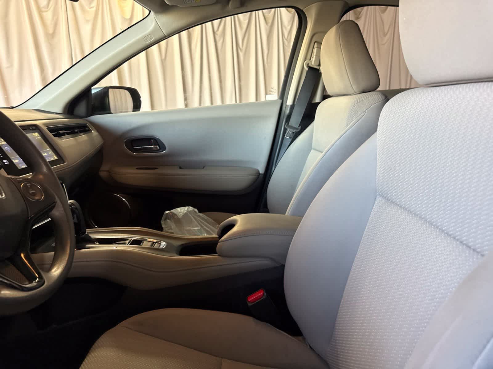 Used 2018 Honda HR-V EX image 19