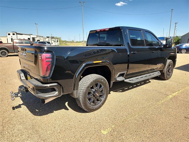 New 2025 GMC Sierra 2500 AT4 w/ Technology Package image 4