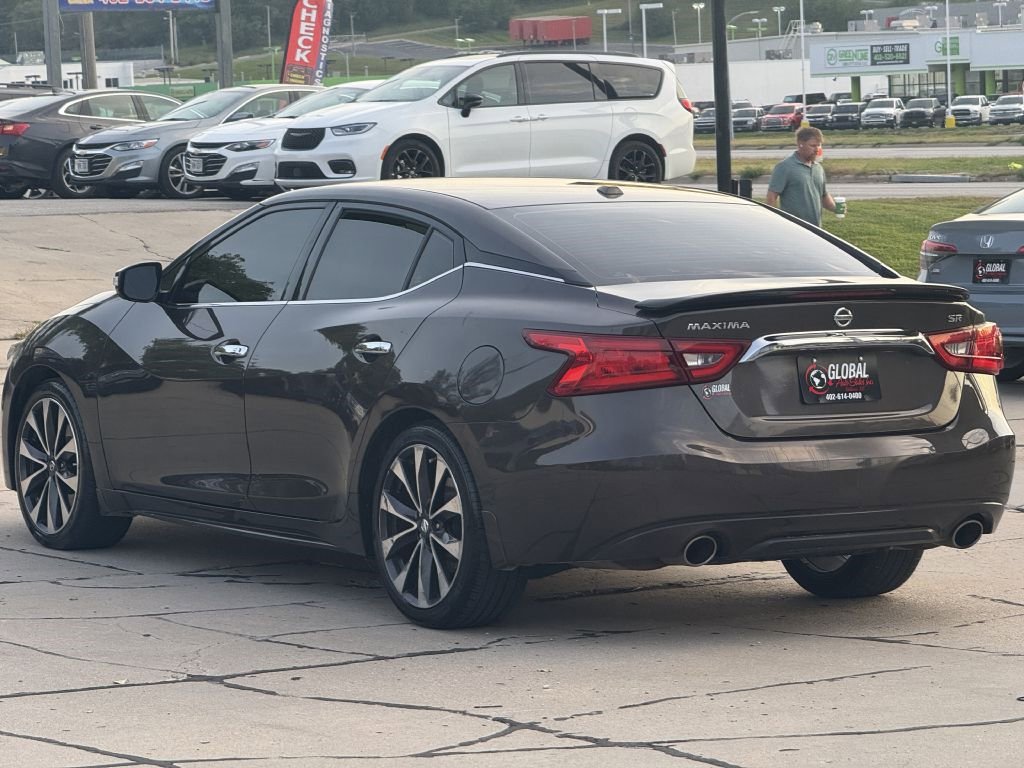 Used 2016 Nissan Maxima SR image 5