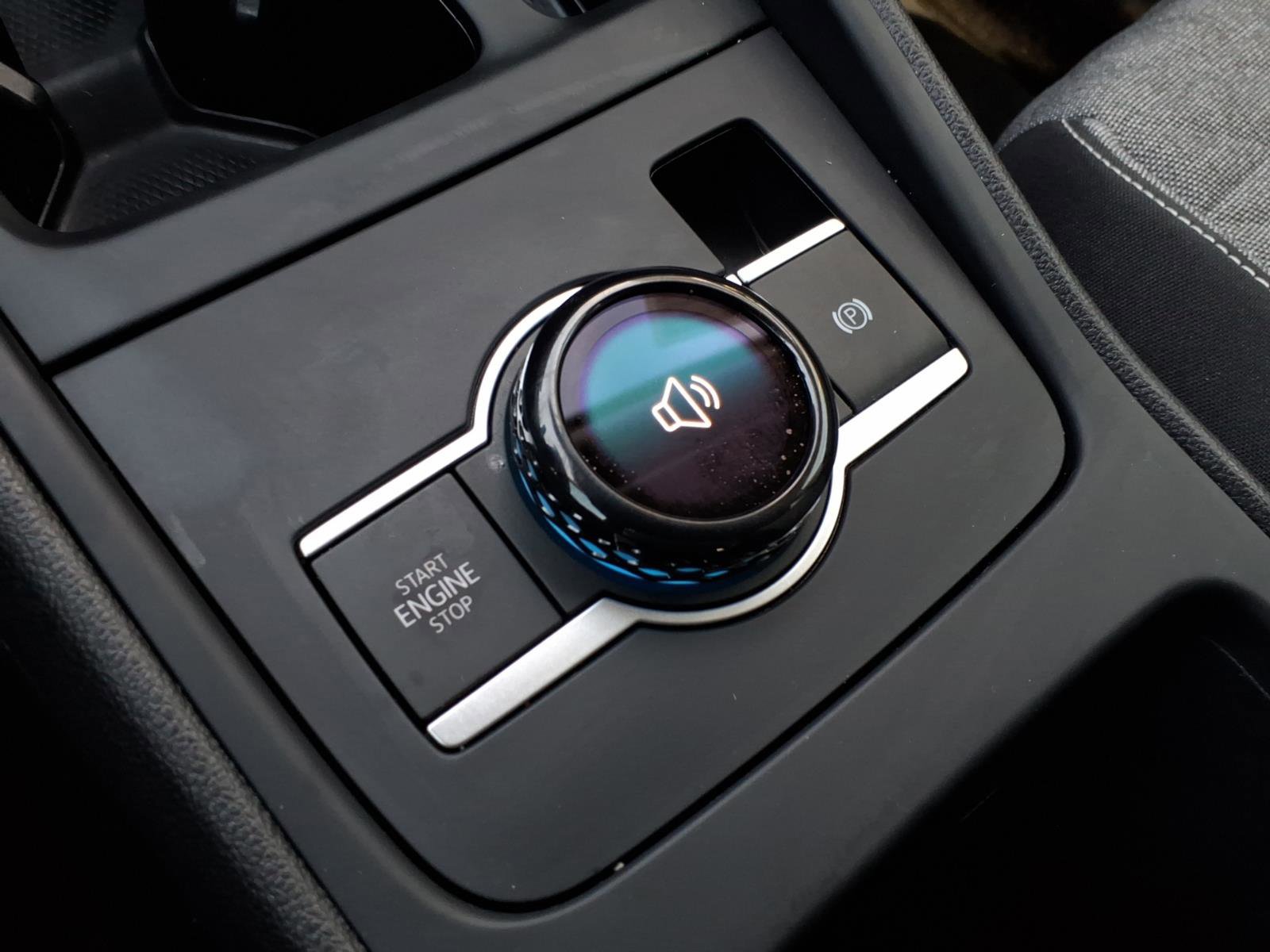 Certified 2025 Volkswagen Tiguan S FWD image 29