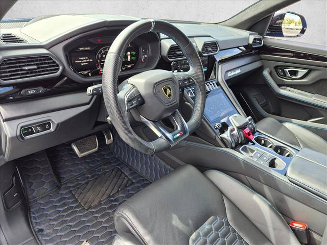 Used 2023 Lamborghini Urus S AWD/4WD image 9
