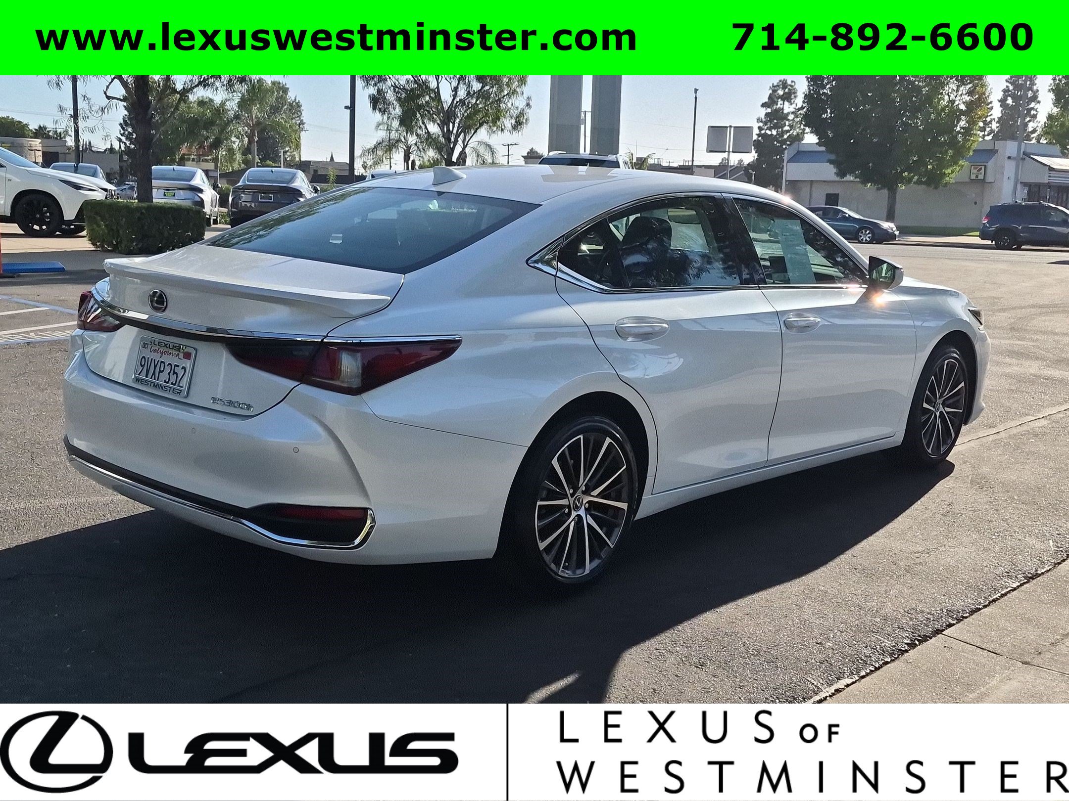 Certified 2025 Lexus ES 300h w/ Premium Package FWD image 8