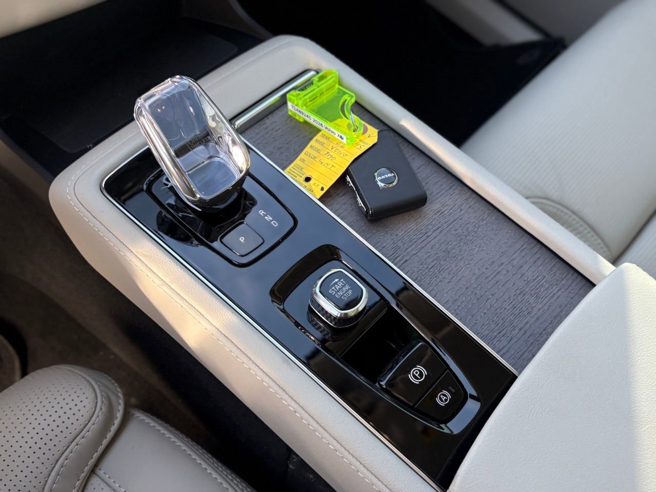 New 2026 Volvo XC90 B6 Ultra w/ Lounge Package image 14