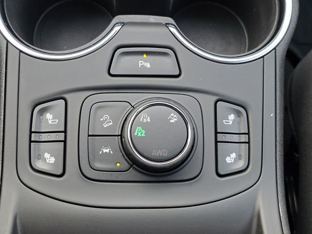 Used 2023 GMC Terrain SLT w/ Tech Package image 5