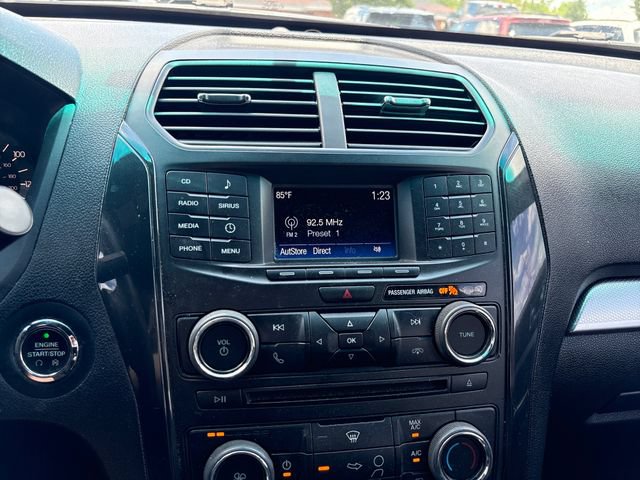 Used 2017 Ford Explorer XLT AWD/4WD image 22
