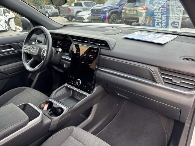 Used 2025 GMC Terrain Elevation image 17