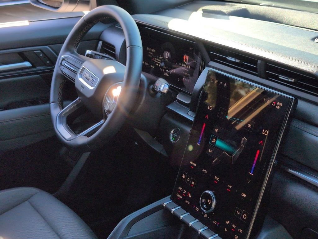 Certified 2026 GMC Terrain AT4 image 31