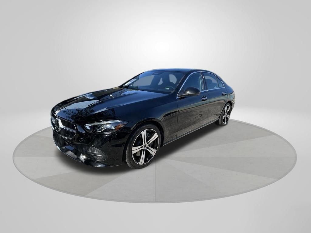 Used 2025 Mercedes-Benz C 300 4MATIC Sedan image 3