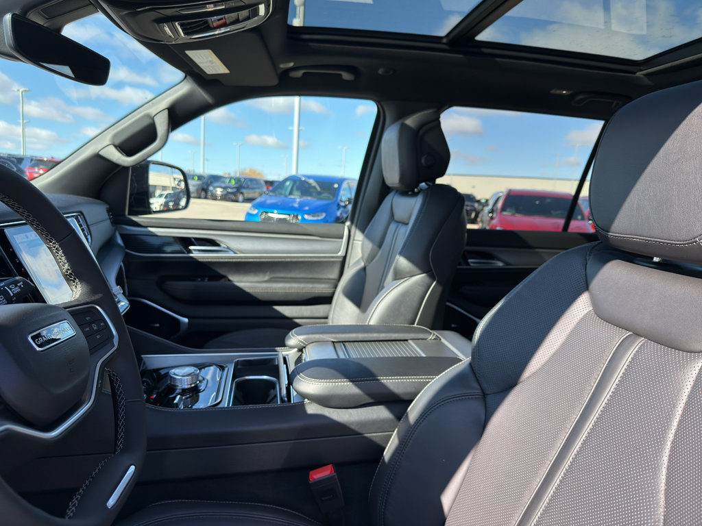 New 2026 Jeep Grand Wagoneer L Limited w/ Premium Group II image 27