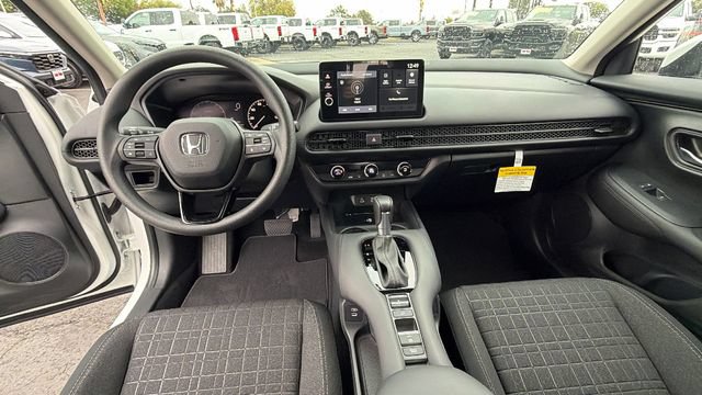 New 2027 Honda HR-V LX image 18