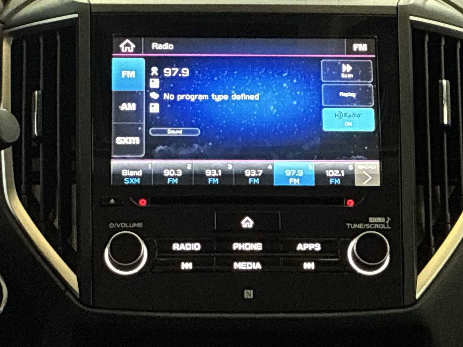 Used 2020 Subaru Forester Limited image 12