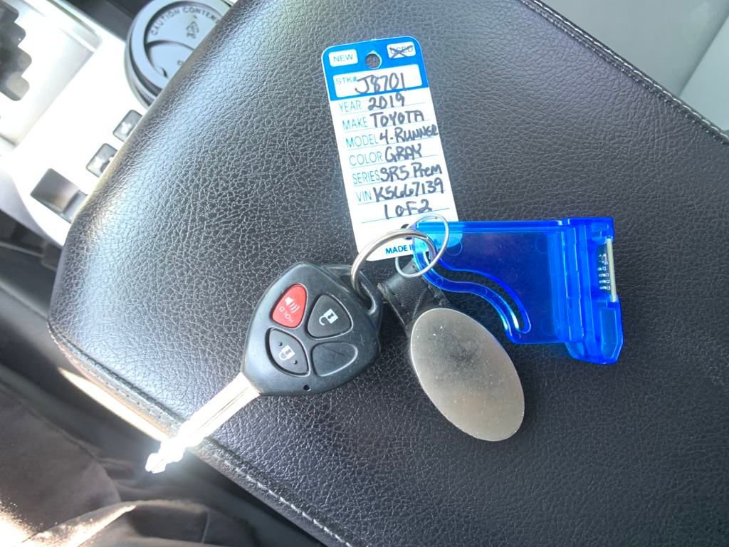 Used 2019 Toyota 4Runner SR5 image 28