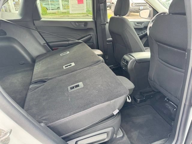 Used 2025 Ford Escape Active AWD/4WD image 28