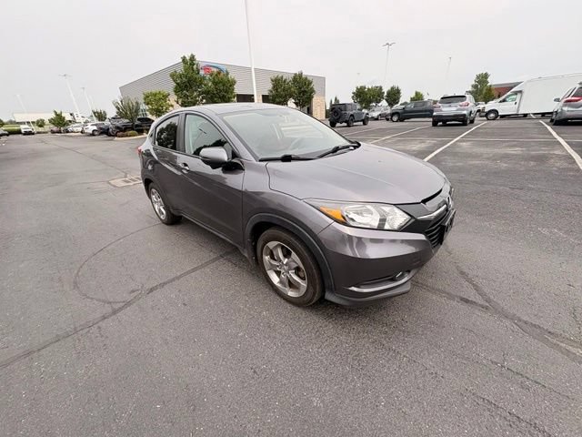 Used 2017 Honda HR-V EX image 3