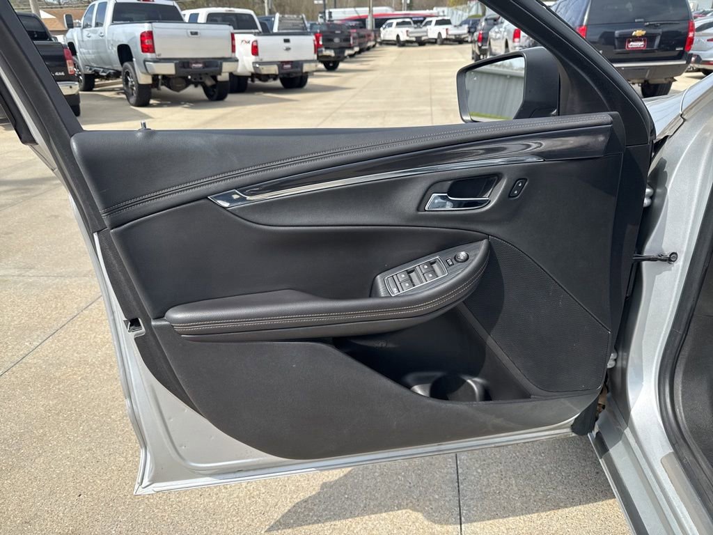 Used 2017 Chevrolet Impala Premier FWD image 20