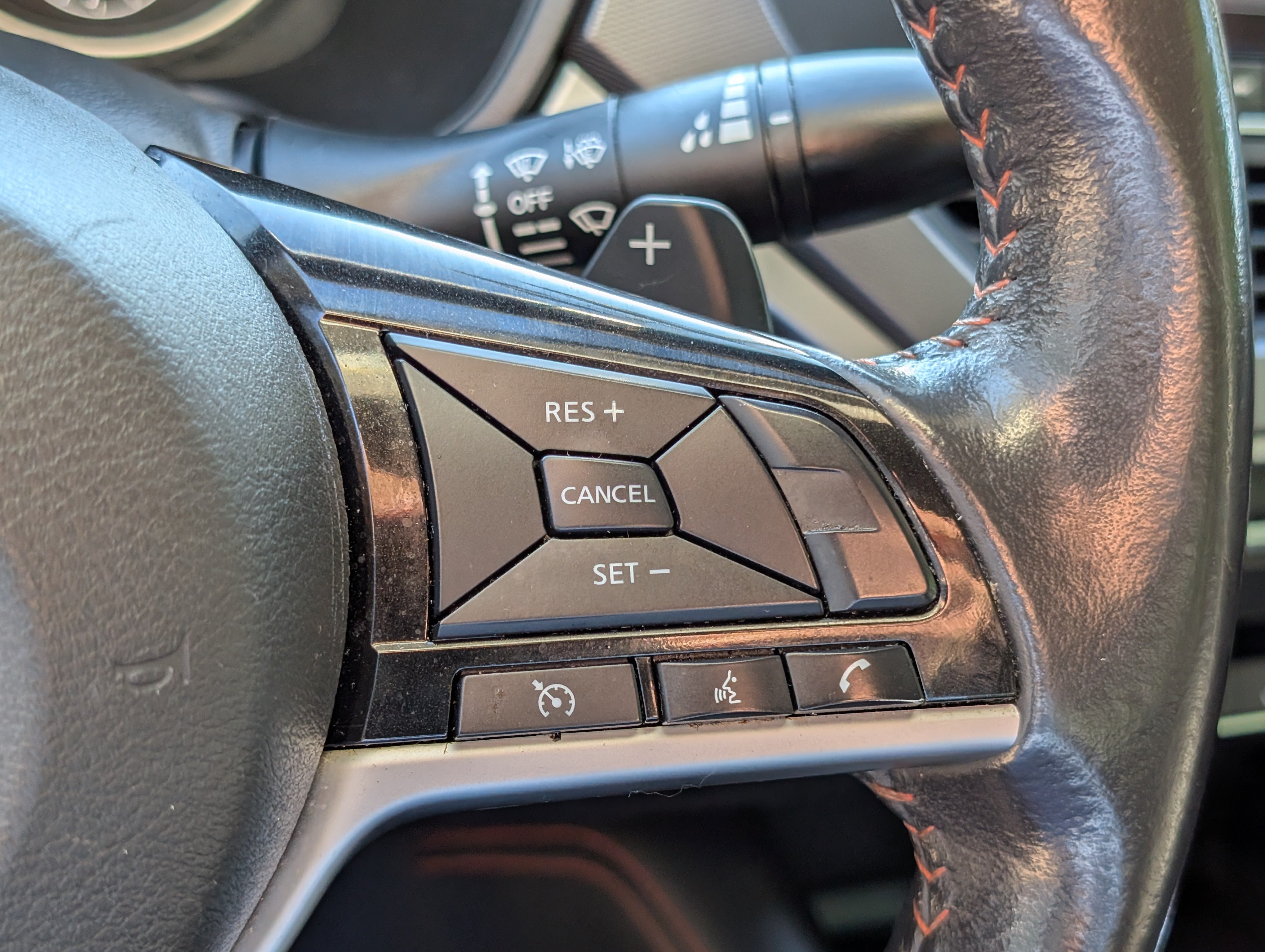 Used 2024 Nissan Altima 2.5 SR FWD image 23