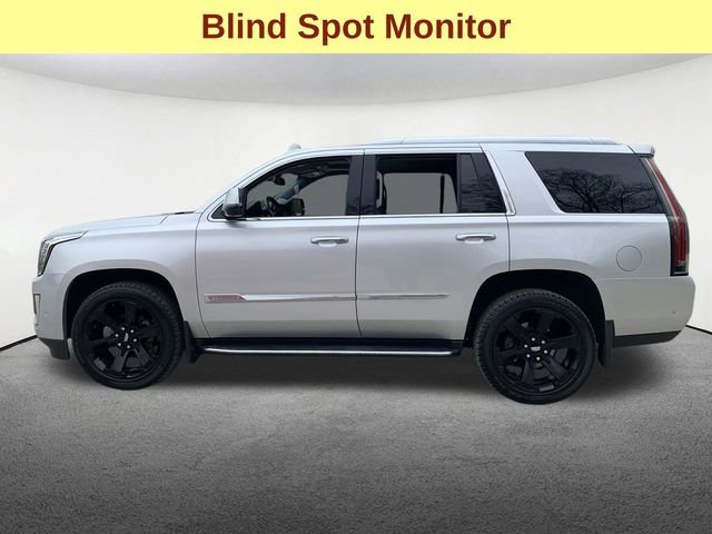 Used 2017 Cadillac Escalade Luxury AWD/4WD image 6