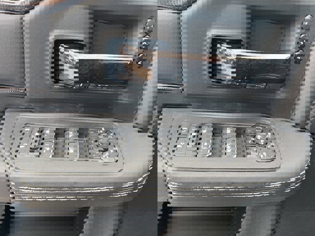 New 2026 RAM 2500 Rebel w/ Rebel Level 2 Equipment Group image 21