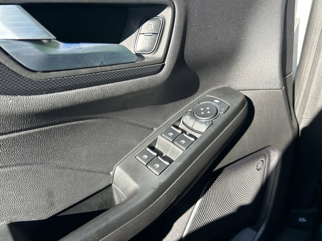 Used 2023 Ford Escape ST-Line w/ Tech Pack #1 image 24