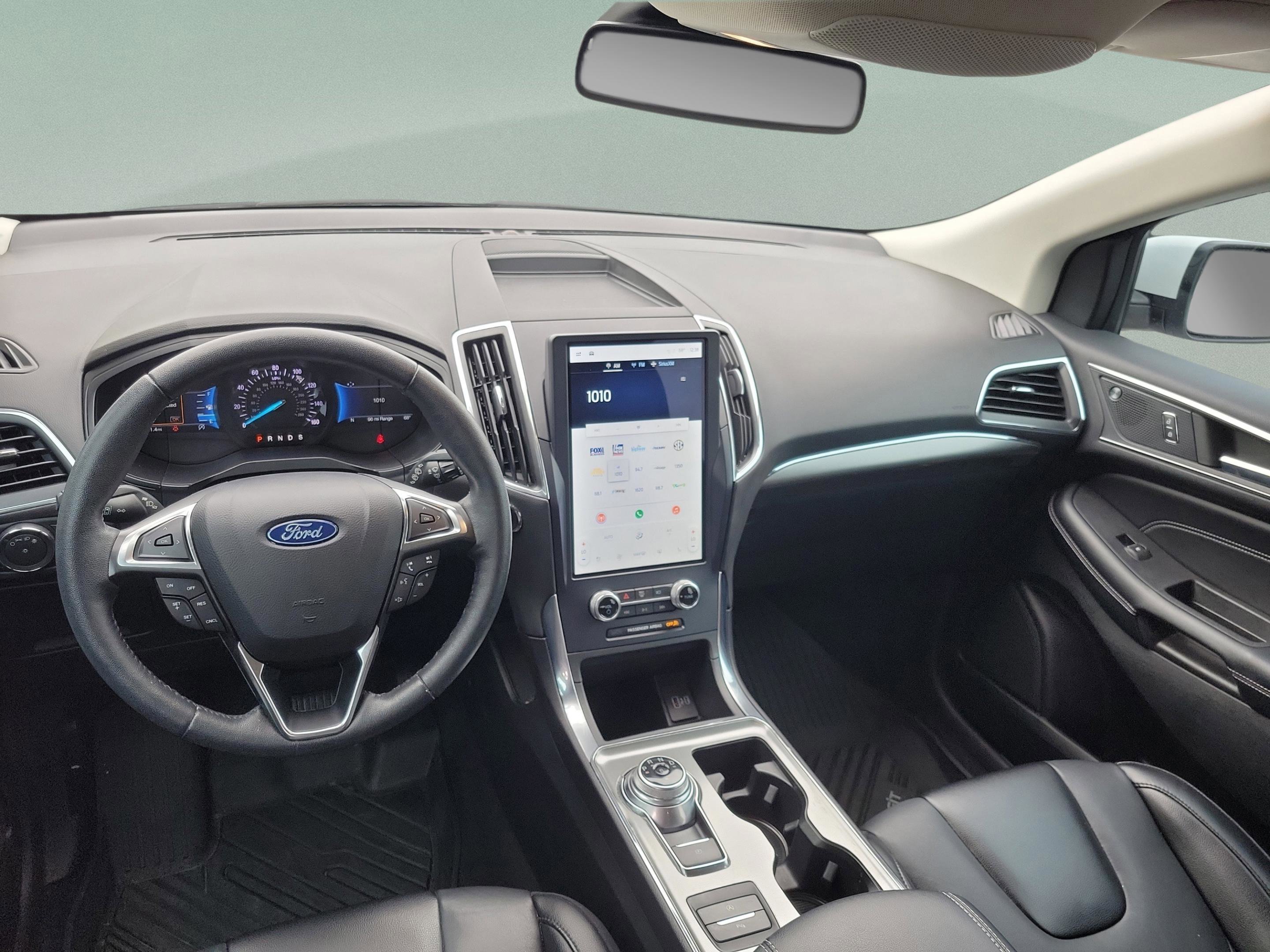 Used 2022 Ford Edge Titanium AWD/4WD image 20