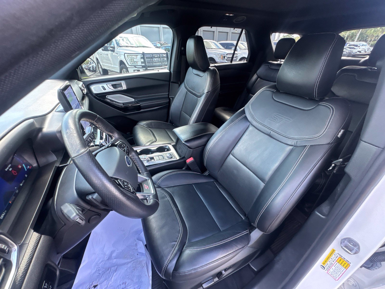 Used 2023 Ford Explorer ST w/ Equipment Group 401A AWD/4WD image 14