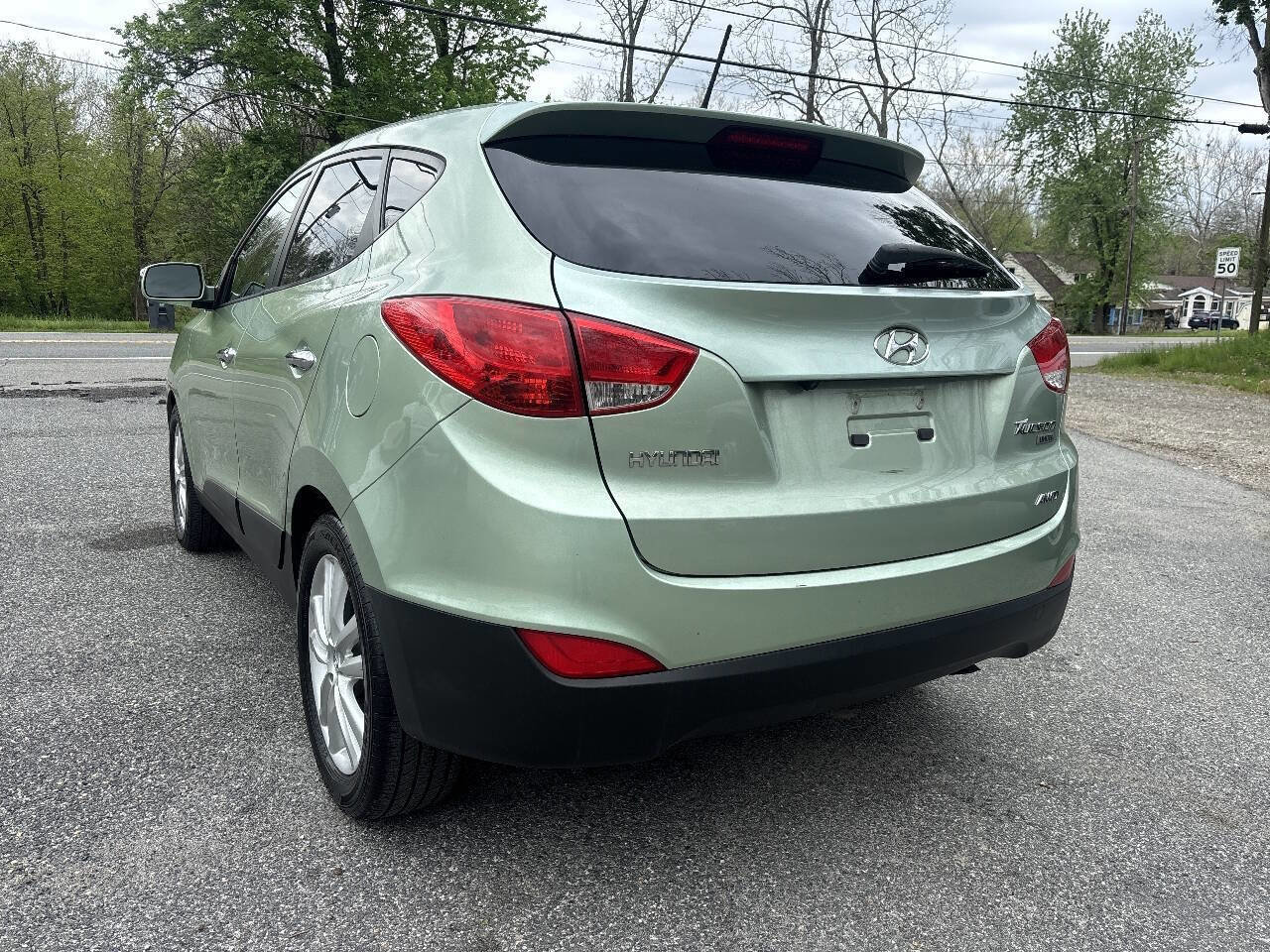 Used 2011 Hyundai Tucson Limited w/ Premium Pkg 3 AWD/4WD image 14