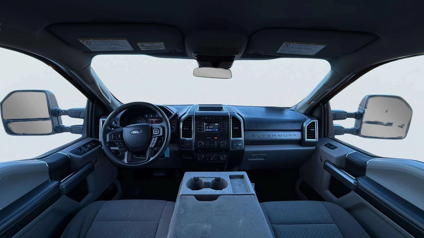Used 2017 Ford F250 XLT AWD/4WD image 9