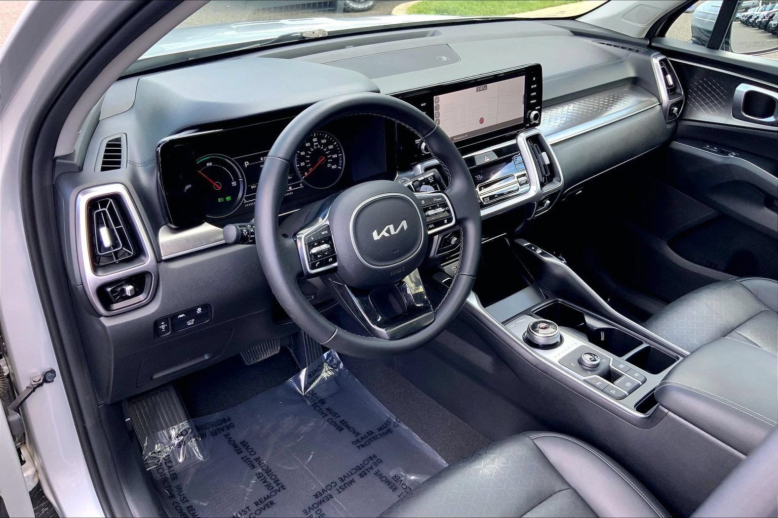 Used 2023 Kia Sorento EX w/ Panoramic Sunroof Package AWD/4WD image 17