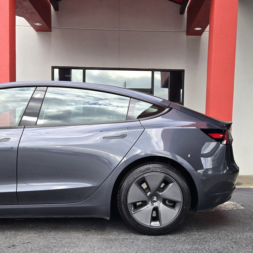 Used 2023 Tesla Model 3 Standard Range image 5