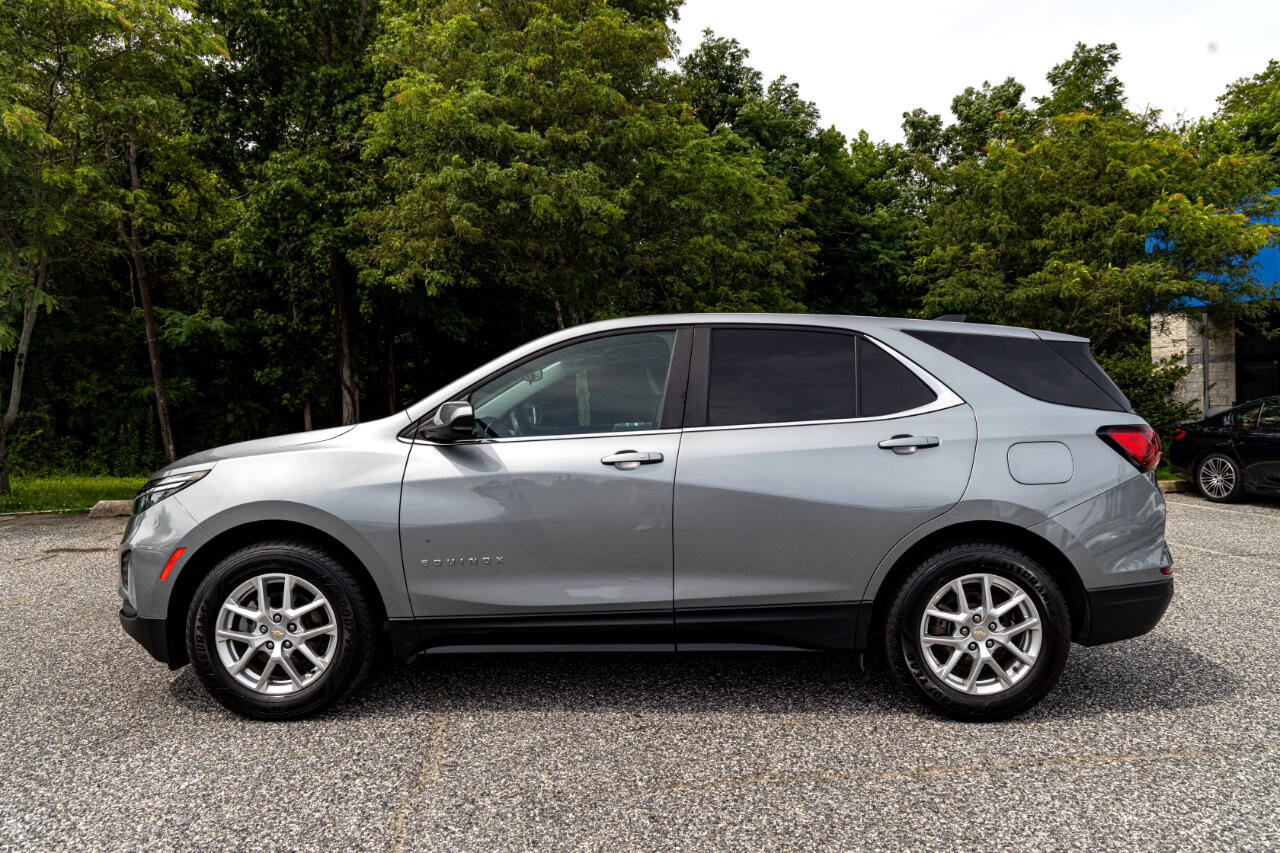 Used 2023 Chevrolet Equinox LT w/ Driver Convenience Package image 3
