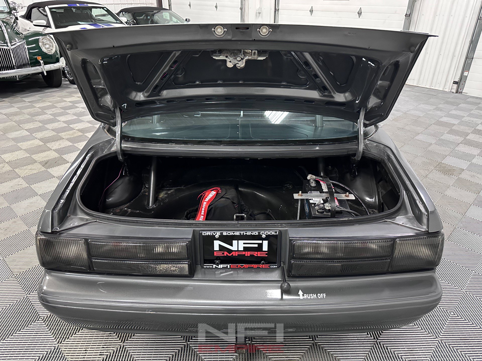 Used 1988 Ford Mustang LX RWD image 38