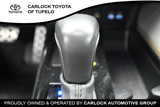 Used 2025 Toyota Camry SE w/ Convenience Package FWD image 34