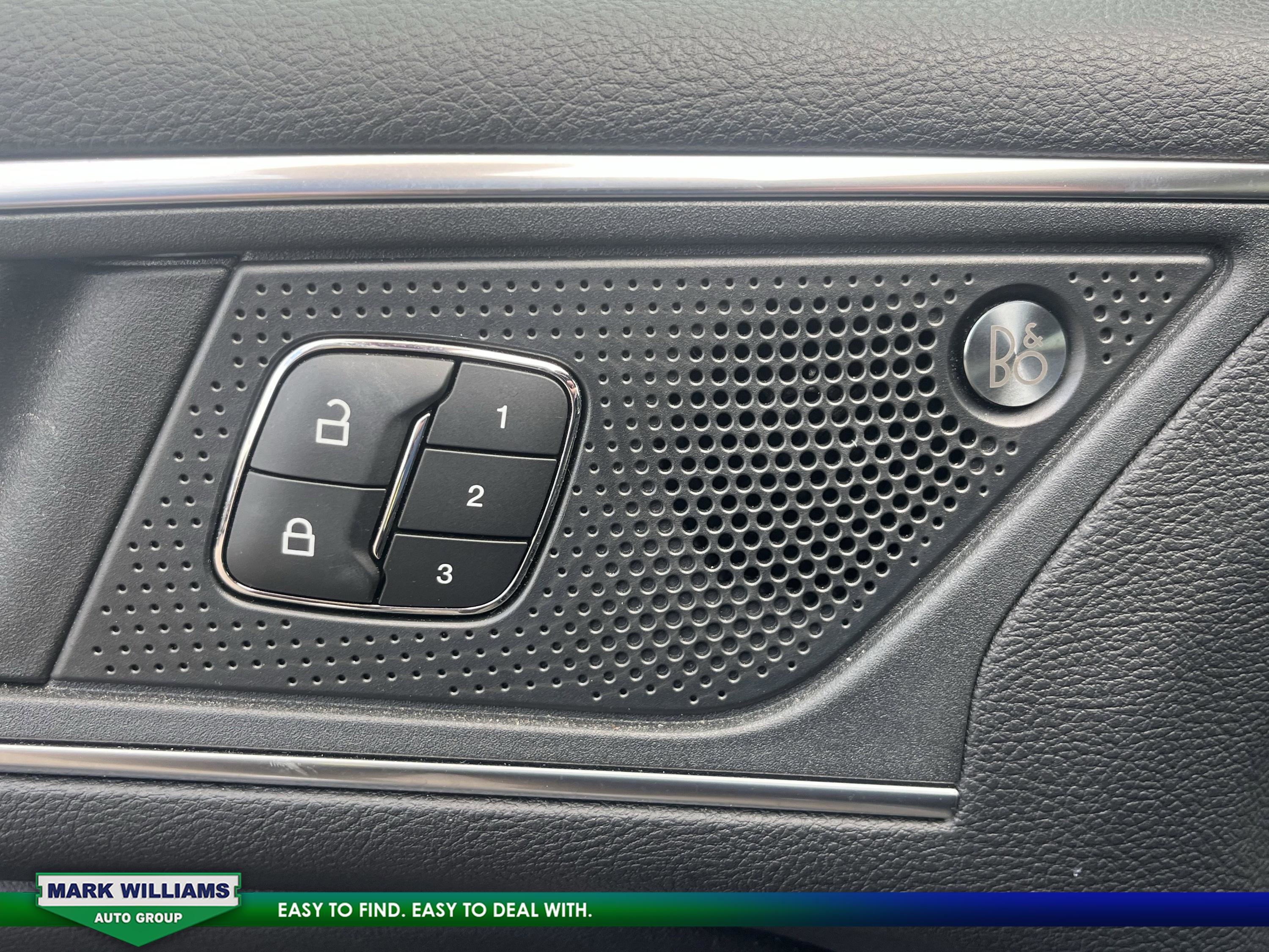 Used 2022 Ford Edge ST w/ Equipment Group 401A image 11