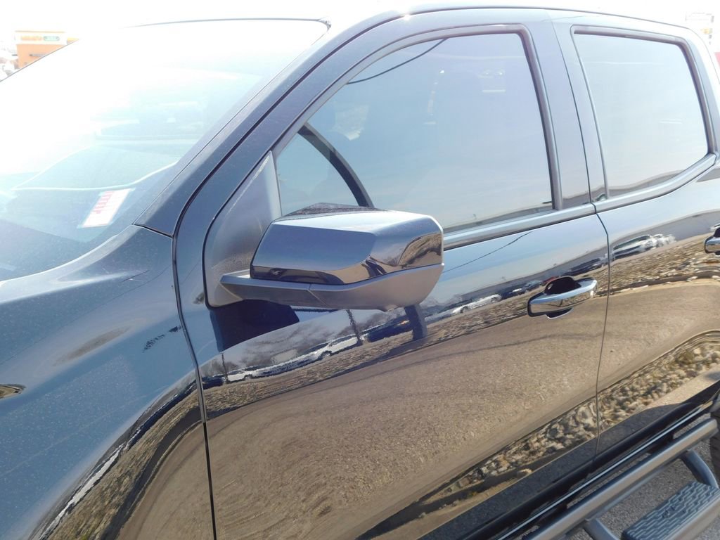 Used 2023 GMC Canyon AT4X image 14