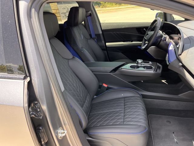 New 2026 Cadillac Optiq V w/ Magnus Launch Edition AWD/4WD image 21