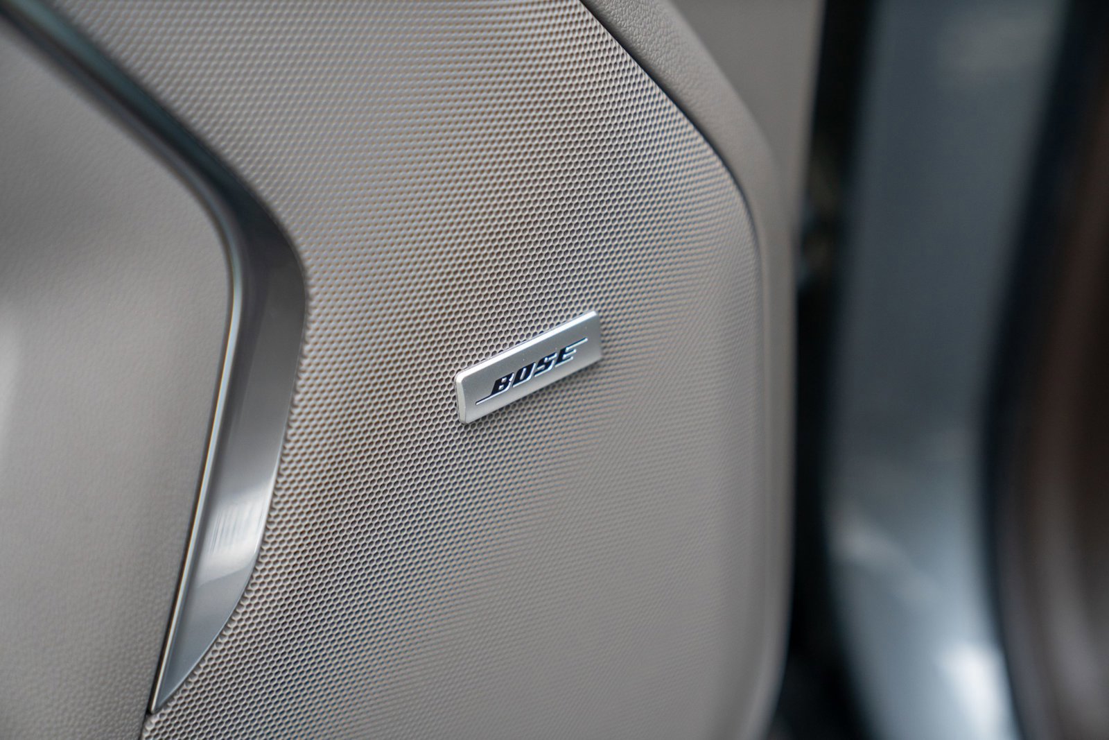 Used 2021 Chevrolet Tahoe Z71 w/ Z71 Off-Road Package image 11