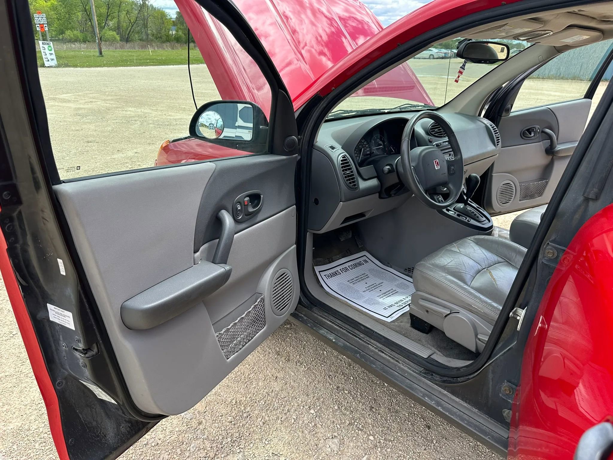 Used 2003 Saturn Vue AWD V6 w/ Leather Pkg image 9
