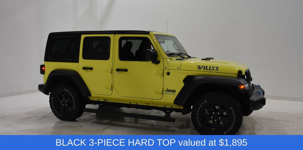 Used 2023 Jeep Wrangler Unlimited w/ Cold Weather Group AWD/4WD image 3