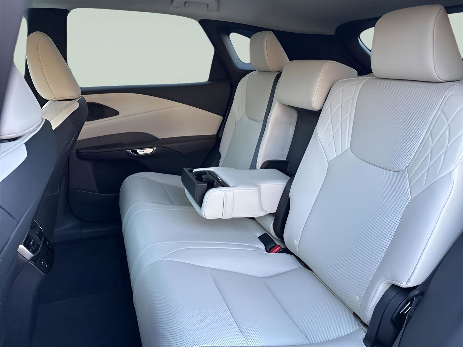 Used 2024 Lexus RX 350 Premium w/ Accessory Package (K3) image 20