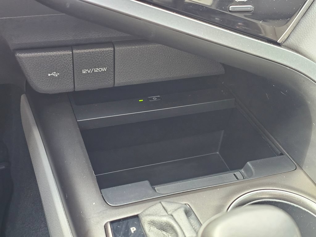 Used 2024 Toyota Camry XSE w/ Navigation Package FWD image 17