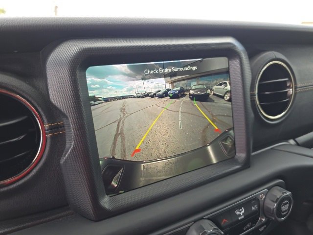 Used 2023 Jeep Gladiator Overland image 26