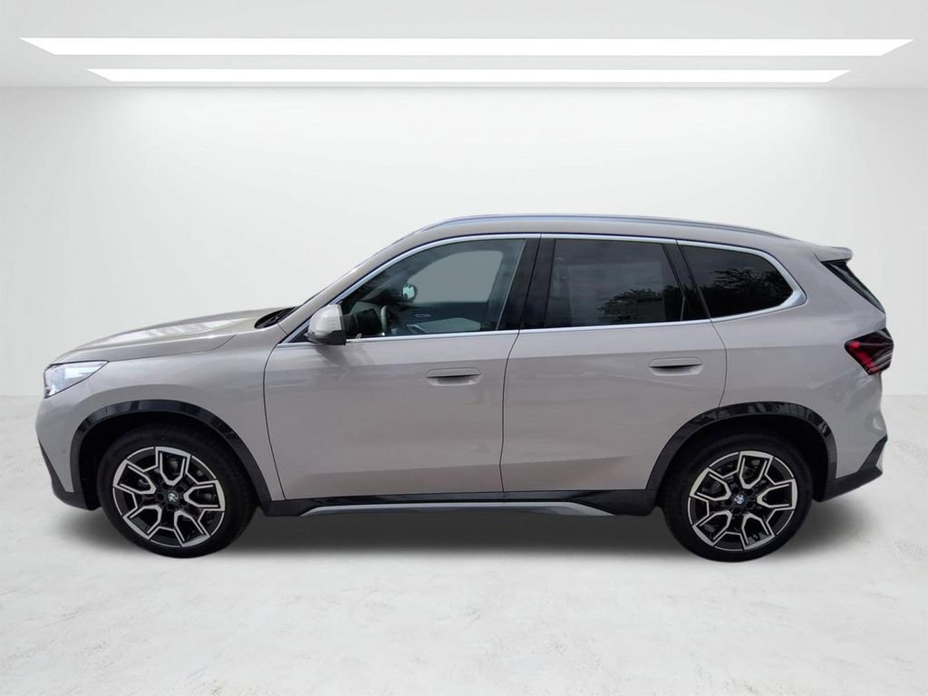 New 2026 BMW X1 xDrive28i w/ Technology Package AWD/4WD image 7