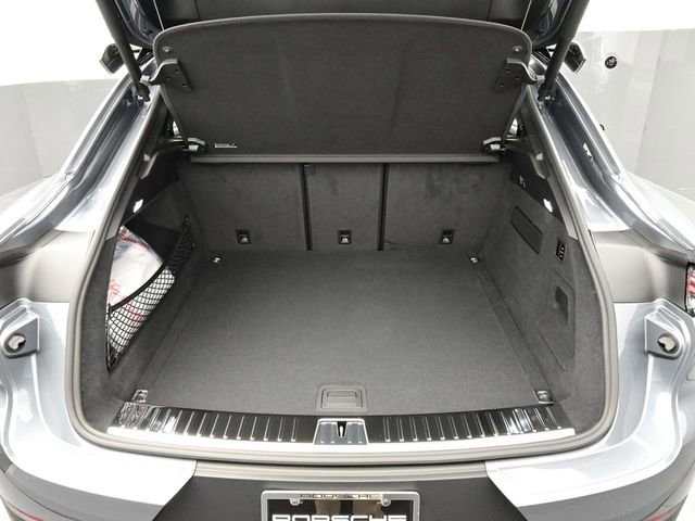 New 2026 Porsche Cayenne Turbo GT image 16