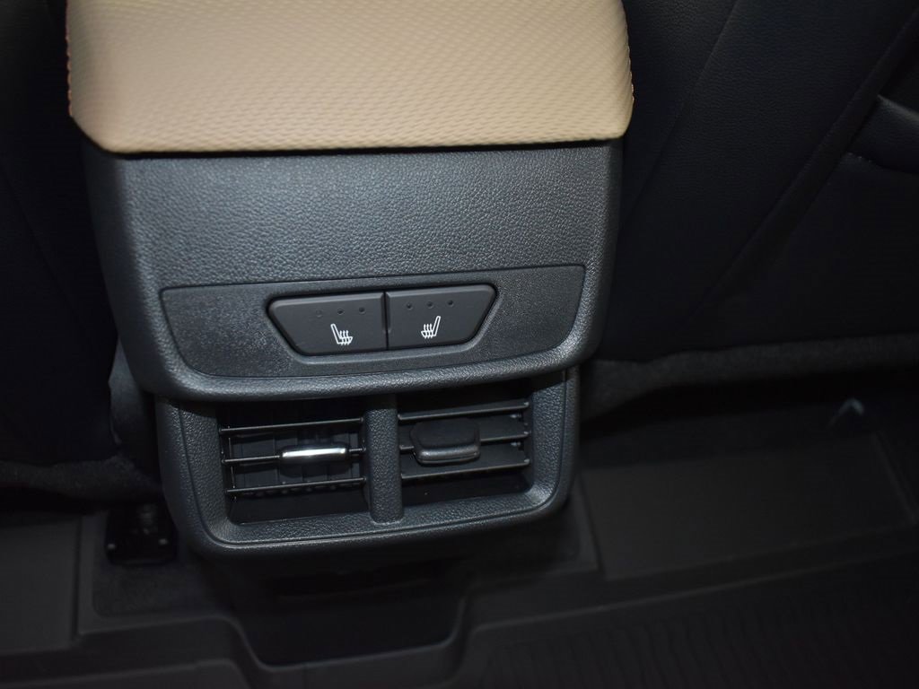 New 2026 Chevrolet Equinox ACTIV image 18