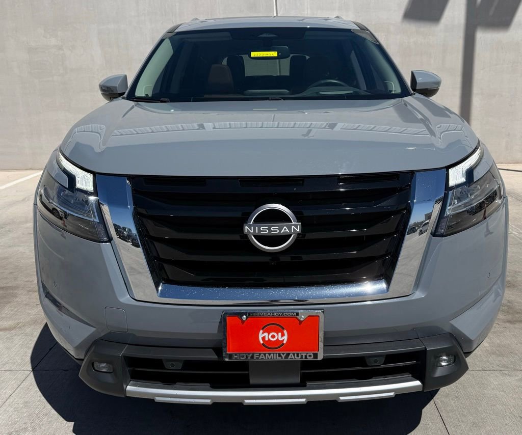 Used 2022 Nissan Pathfinder Platinum w/ Cargo Package image 2