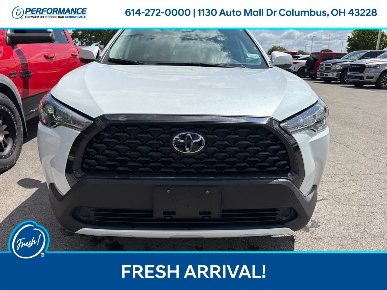 Used 2024 Toyota Corolla Cross LE FWD image 3