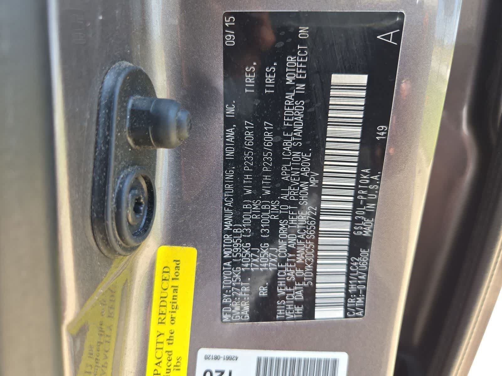 Used 2015 Toyota Sienna XLE w/ XLE Navigation Package FWD image 36