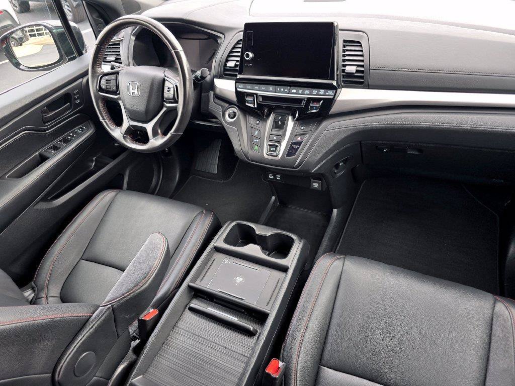 Used 2025 Honda Odyssey Sport-L image 15