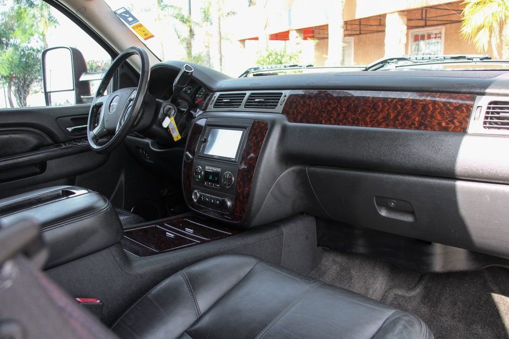 Used 2011 GMC Sierra 2500 Denali image 36