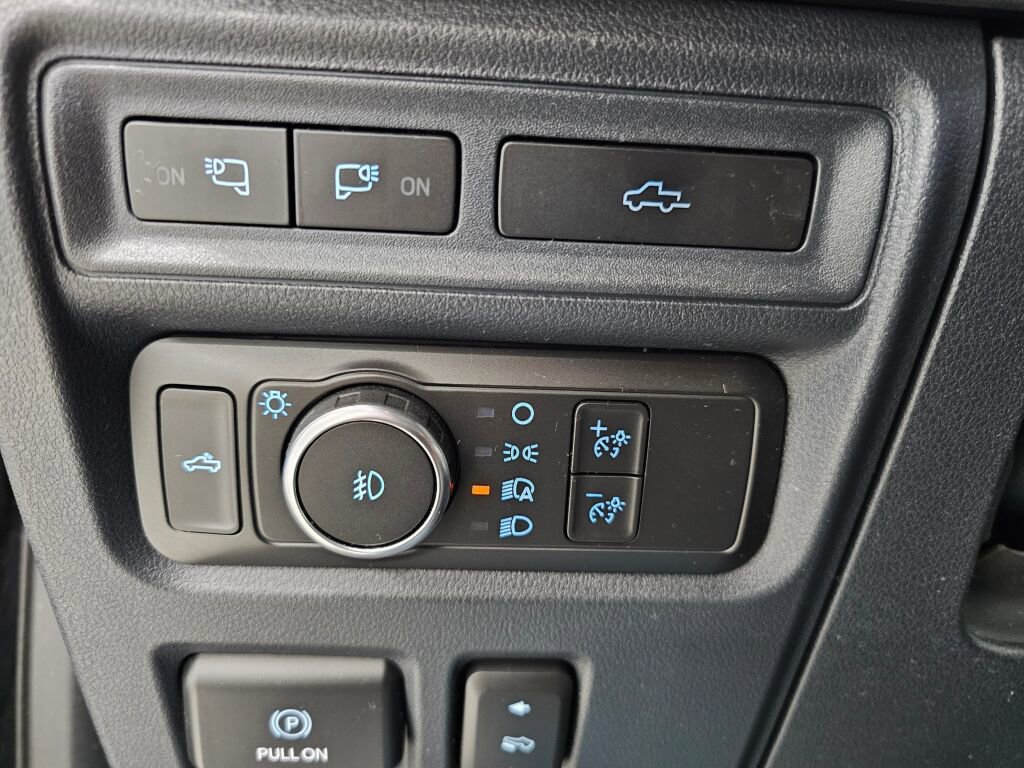 Used 2022 Ford F150 Platinum w/ Equipment Group 701A High image 31